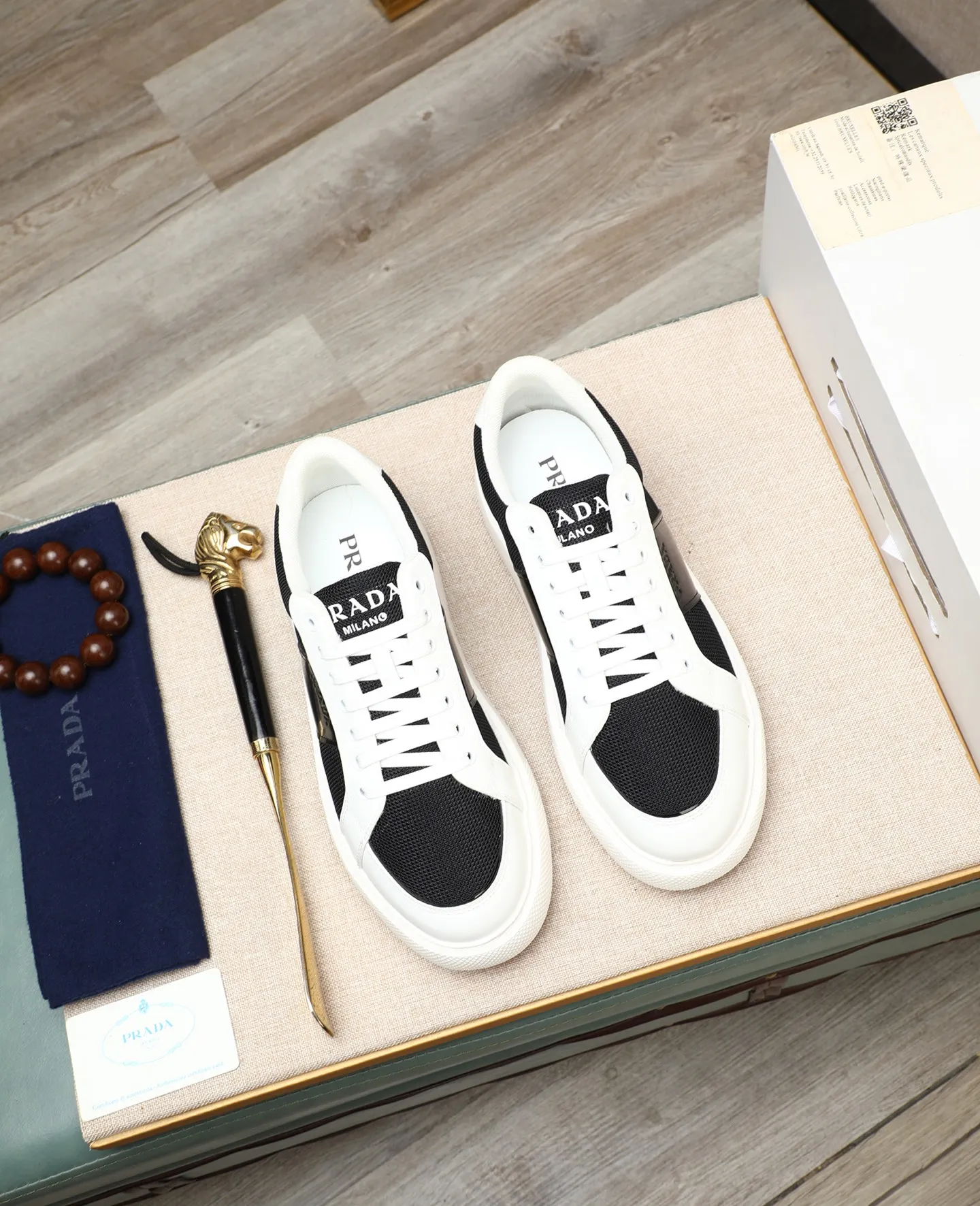 Men's shoes 💰580 [PRADA] Prada - High-end quality original order - Upper: 🔝 silk calfskin, brand canvas cloth, brand metal fasteners - Lining: mesh, foot pads; top-grade cowhide - Outsole: ultra-light TPU foam; molded outsole - Ultra-high quality control·Fine workmanship: highlighted (high-end·luxury·grade) -Size: 38-44 (45 can be customized) Wang